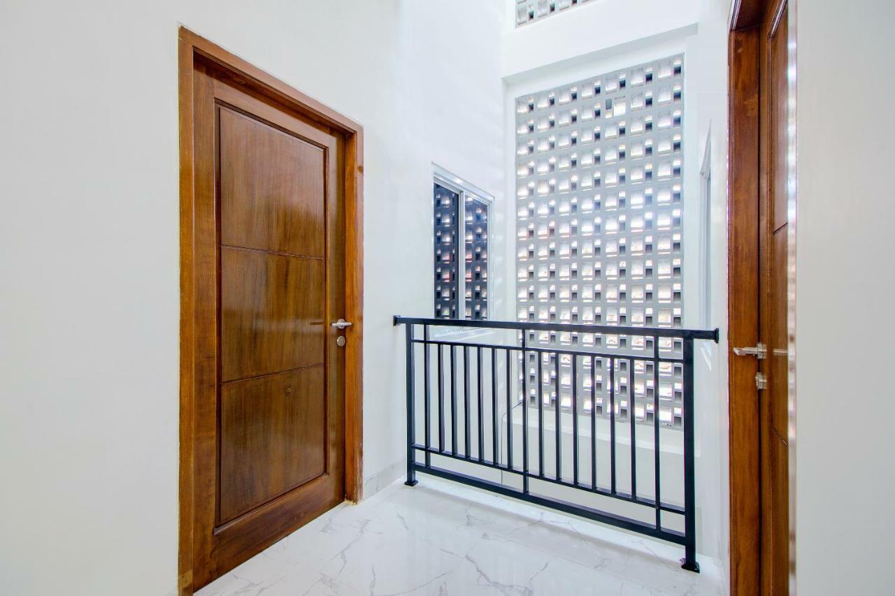 Super Oyo 13I9 88 Exclusive Guesthouse Kejayan Экстерьер фото
